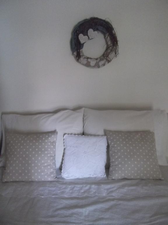 Tulipanos Vendeghaz Apartment Obanya Luaran gambar