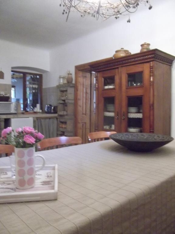 Tulipanos Vendeghaz Apartment Obanya Luaran gambar
