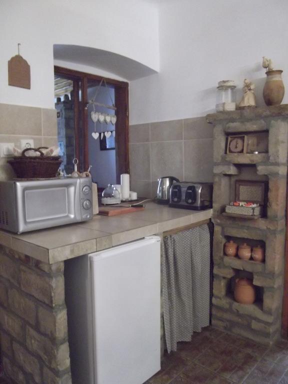 Tulipanos Vendeghaz Apartment Obanya Luaran gambar